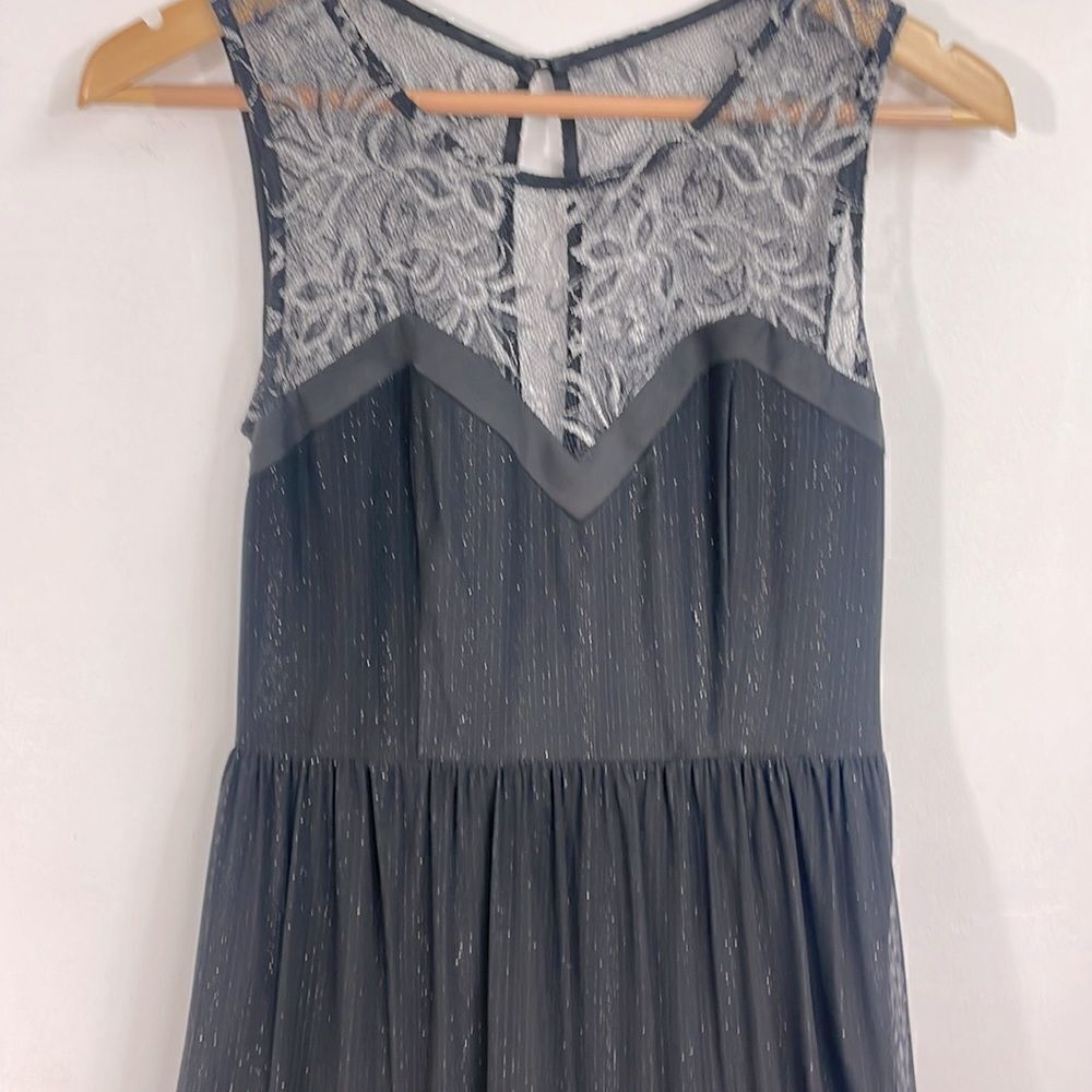 Minuet Petite | Black lace shimmer mini dress Lg petite,sleeveless,fit & flare.